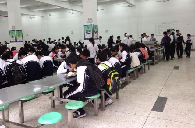 學(xué)校食堂承包