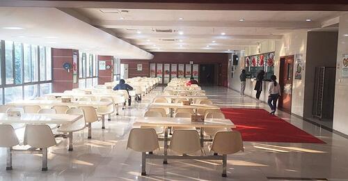 醫(yī)院食堂為什么干不過快餐？因?yàn)楣芾砗诵呐c服務(wù)